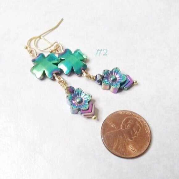 🍂🍁🍃 3/$25! St. Patrick's Day!!! 4 Leaf Clovers & Flowers! Feminine Florals - Picture 3 of 5